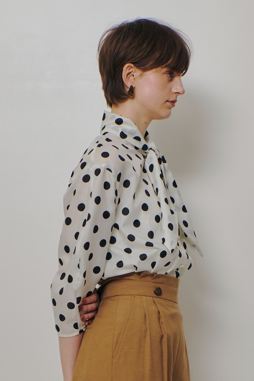 【アルアバイル/allureville】のポルカドットブラウス 人気、トレンドファッション・服の通販 founy(ファニー) ファッション Fashion レディースファッション Fashion for Women トップス・カットソー Cut & Sew Tops シャツ・ブラウス・オフィスカジュアル Elegant Blouses & Button-Ups 2026年 2026 クール Cool, Chic スリーブ Sleeve, Long Sleeve / Short Sleeve デニム Denim, Jeans Material トレンド Trend, Trending Now ドット Polka Dot, Dot Pattern バルーン Balloon, Balloon Silhouette フェミニン Feminine, Girly リボン Ribbon, Bow ロング Long, Long-Length 夏 Summer 春 Spring S/S・春夏 SS, Spring/Summer, Warm Season other-3|ID: prp329100004858106 ipo3291000000035890481