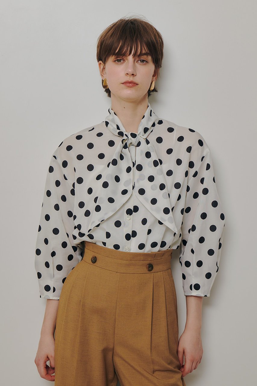 【アルアバイル/allureville】のポルカドットブラウス 人気、トレンドファッション・服の通販 founy(ファニー) ファッション Fashion レディースファッション Fashion for Women トップス・カットソー Cut & Sew Tops シャツ・ブラウス・オフィスカジュアル Elegant Blouses & Button-Ups 2026年 2026 クール Cool, Chic スリーブ Sleeve, Long Sleeve / Short Sleeve デニム Denim, Jeans Material トレンド Trend, Trending Now ドット Polka Dot, Dot Pattern バルーン Balloon, Balloon Silhouette フェミニン Feminine, Girly リボン Ribbon, Bow ロング Long, Long-Length 夏 Summer 春 Spring S/S・春夏 SS, Spring/Summer, Warm Season other-6|ID: prp329100004858106 ipo3291000000035890486