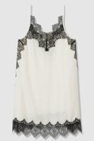 【アルアバイル/allureville】のレースキャミ 人気、トレンドファッション・服の通販 founy(ファニー) ファッション Fashion レディースファッション Fashion for Women トップス・カットソー Cut & Sew Tops キャミソール&ノースリーブ Camisoles & Sleeveless Tops シャツ・ブラウス・オフィスカジュアル Elegant Blouses & Button-Ups 2026年 2026 おすすめ Recommended / Our Picks インナー Innerwear キャミ Camisole, Cami Top キャミソール Camisole, Spaghetti Strap Top シンプル Simple, Minimal ジャケット Jacket, Outerwear タンク Tank Top, Sleeveless Top ノースリーブ Sleeveless, No-Sleeve リュクス Luxury, Elegant, High-End, Chic レース Lace, Lace Fabric 夏 Summer 春 Spring S/S・春夏 SS, Spring/Summer, Warm Season |ID:prp329100004858107