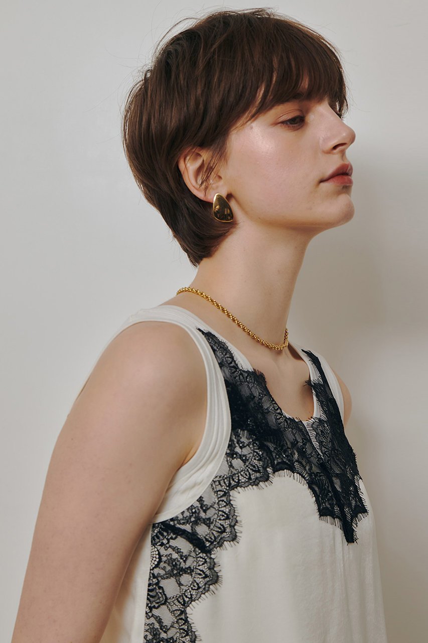 【アルアバイル/allureville】のレースキャミ 人気、トレンドファッション・服の通販 founy(ファニー) ファッション Fashion レディースファッション Fashion for Women トップス・カットソー Cut & Sew Tops キャミソール&ノースリーブ Camisoles & Sleeveless Tops シャツ・ブラウス・オフィスカジュアル Elegant Blouses & Button-Ups 2026年 2026 おすすめ Recommended / Our Picks インナー Innerwear キャミ Camisole, Cami Top キャミソール Camisole, Spaghetti Strap Top シンプル Simple, Minimal ジャケット Jacket, Outerwear タンク Tank Top, Sleeveless Top ノースリーブ Sleeveless, No-Sleeve リュクス Luxury, Elegant, High-End, Chic レース Lace, Lace Fabric 夏 Summer 春 Spring S/S・春夏 SS, Spring/Summer, Warm Season other-5|ID: prp329100004858107 ipo3291000000035890495