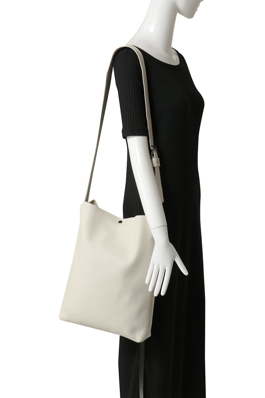 【プレインピープル/PLAIN PEOPLE】のスクエアショルダーバッグ 人気、トレンドファッション・服の通販 founy(ファニー) ファッション Fashion レディースファッション Fashion for Women バッグ Bags 2026年 2026 シンプル Simple, Minimal スクエア Square, Square Shape ポケット Pocket, Pocket Detail 夏 Summer 春 Spring S/S・春夏 SS, Spring/Summer, Warm Season ビジネス 仕事 通勤 Business / Work / Commuting 雑誌 Magazine, Fashion Magazine other-2|ID: prp329100004858115 ipo3291000000035890545