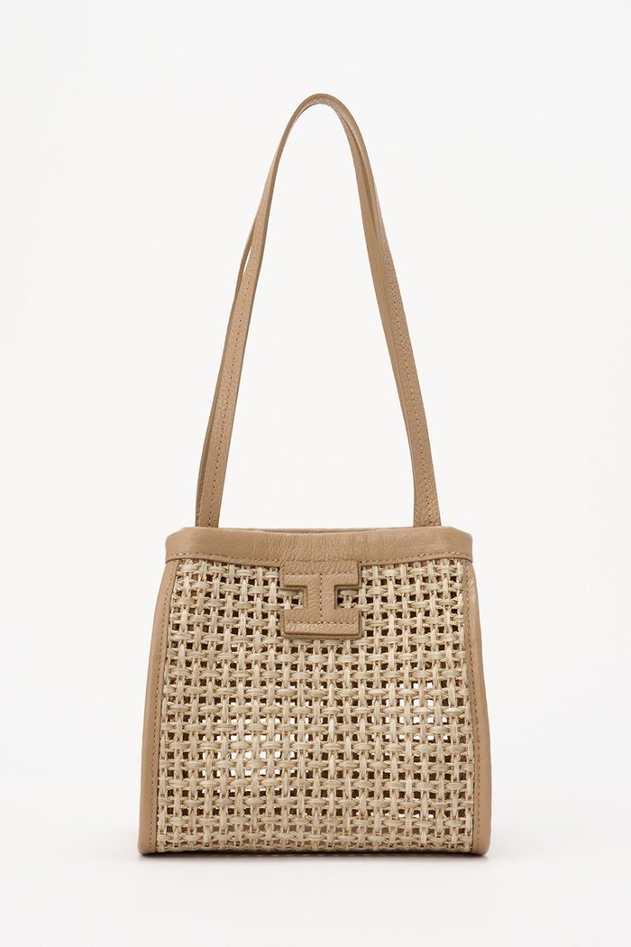 【イアクッチ/IACUCCI】のセンティエーロ PAGLIA CATENA インテリア・キッズ・メンズ・レディースファッション・服の通販 founy(ファニー) https://founy.com/ ファッション Fashion レディースファッション Fashion for Women バッグ Bags 2026年 2026 エレガント 上品 Elegant グラデーション Gradient, Ombre フロント Front, Front Design マグネット Magnet, Magnetic Closure ラグジュアリー Luxury, Elegant 人気 Popular, Best Seller 今季 This Season, Current Season 夏 Summer 春 Spring S/S・春夏 SS, Spring/Summer, Warm Season |ID: prp329100004858126 ipo3291000000035890637