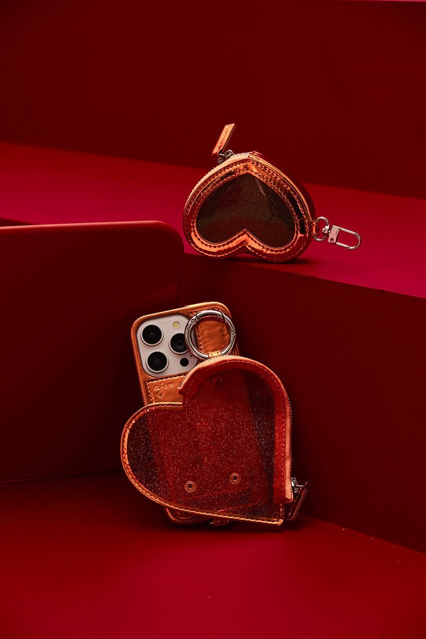 【エジュー/ajew】の【新仕様(カードケース付き)】iPhone14/14Pro ajew PVC heart planet pocket case 人気、トレンドファッション・服の通販 founy(ファニー) 　ファッション　Fashion　レディースファッション　Fashion for Women　カードケース/名刺入れ　Card Holders & Business Cases　アクセサリー　Fashion Accessories　春　Spring　カメラ　Camera Accessories　今季　This Season, Current Season　ジップ　Zip, Zipper　ドッキング　Docking, Mixed Material　ポケット　Pocket, Pocket Detail　メタル　Metal, Metal Parts　ループ　Loop, Loop Knit　S/S・春夏　SS, Spring/Summer, Warm Season　おすすめ　Recommended / Our Picks　夏　Summer　iPhone アイフォーン　iPhone　2026年　2026　other-8|ID: prp329100004858365 ipo3291000000035908411