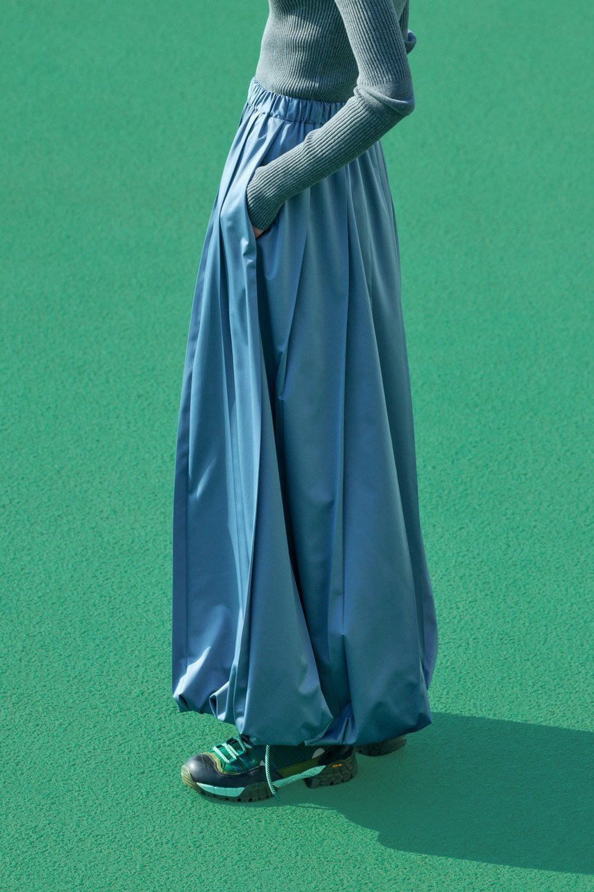 【ナゴンスタンス/nagonstans】の【2/18 12:00販売開始】pleats design balloon skirt 人気、トレンドファッション・服の通販 founy(ファニー) 　ファッション　Fashion　レディースファッション　Fashion for Women　スカート　Skirts　ロングスカート　Long Skirts / Maxi & Midi Skirts　タフタ　Taffeta, Structured Fabric　バルーン　Balloon, Balloon Silhouette　フォルム　Silhouette, Form　プリーツ　Pleats, Pleated　ベーシック　Basic, Essential　リラックス　Relax, Relaxed Fit　ロング　Long, Long-Length　other-4|ID: prp329100004859488 ipo3291000000035945481