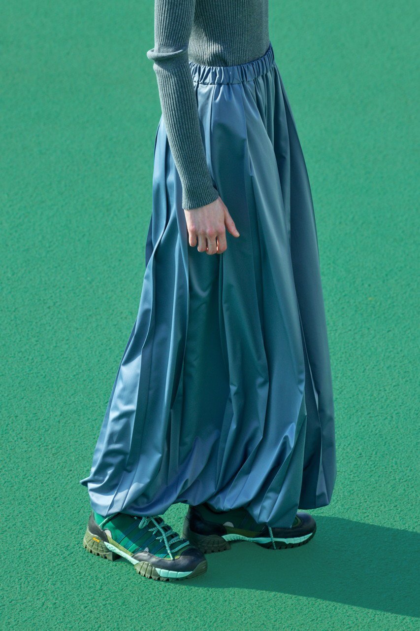 【ナゴンスタンス/nagonstans】の【2/18 12:00販売開始】pleats design balloon skirt 人気、トレンドファッション・服の通販 founy(ファニー) 　ファッション　Fashion　レディースファッション　Fashion for Women　スカート　Skirts　ロングスカート　Long Skirts / Maxi & Midi Skirts　タフタ　Taffeta, Structured Fabric　バルーン　Balloon, Balloon Silhouette　フォルム　Silhouette, Form　プリーツ　Pleats, Pleated　ベーシック　Basic, Essential　リラックス　Relax, Relaxed Fit　ロング　Long, Long-Length　other-6|ID: prp329100004859488 ipo3291000000035945483