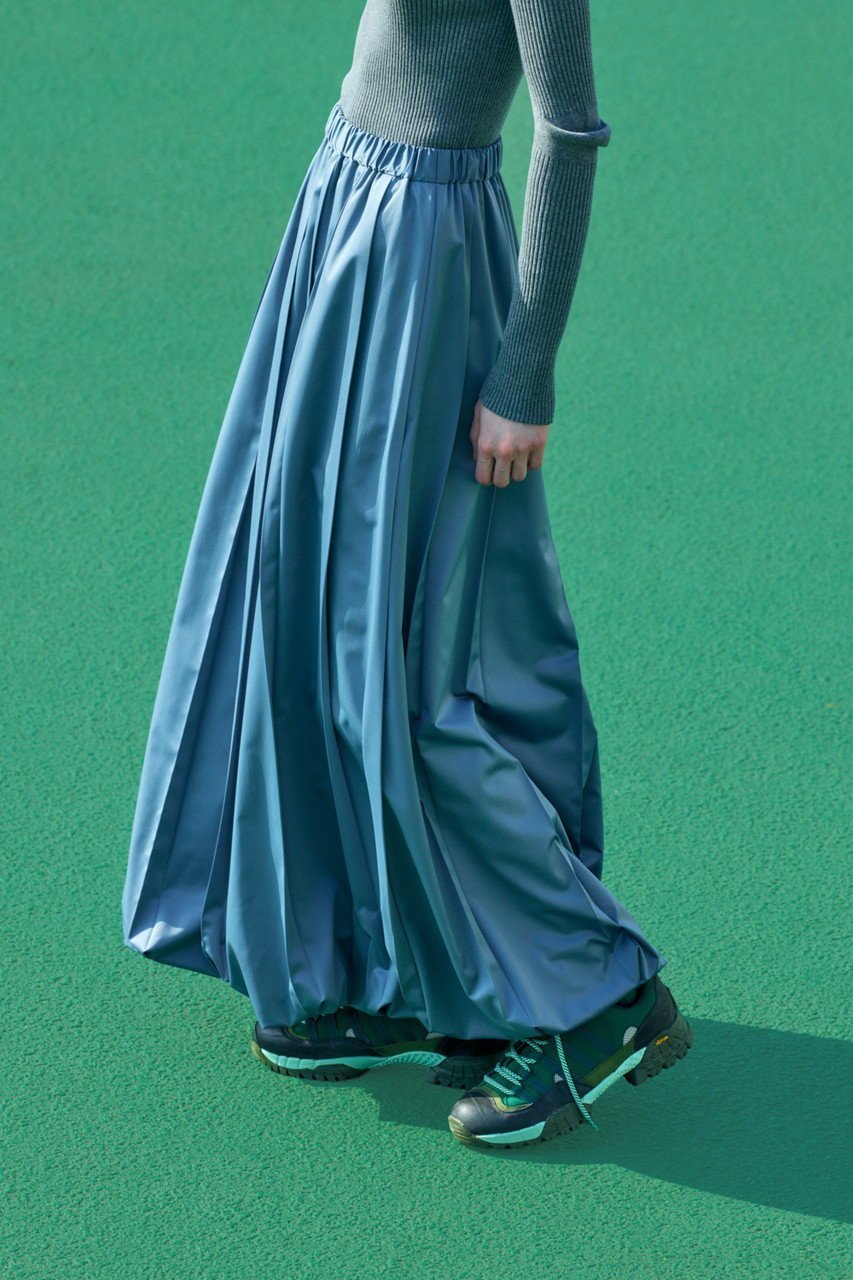 【ナゴンスタンス/nagonstans】の【2/18 12:00販売開始】pleats design balloon skirt 人気、トレンドファッション・服の通販 founy(ファニー) 　ファッション　Fashion　レディースファッション　Fashion for Women　スカート　Skirts　ロングスカート　Long Skirts / Maxi & Midi Skirts　タフタ　Taffeta, Structured Fabric　バルーン　Balloon, Balloon Silhouette　フォルム　Silhouette, Form　プリーツ　Pleats, Pleated　ベーシック　Basic, Essential　リラックス　Relax, Relaxed Fit　ロング　Long, Long-Length　other-7|ID: prp329100004859488 ipo3291000000035945484