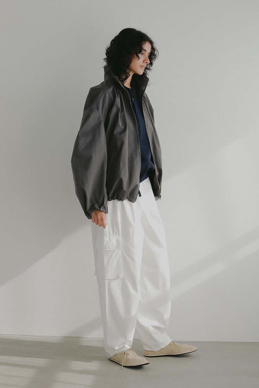 【ハー/HER.】の【2/19 12:00販売開始】バックフォルムデザインブルゾン 人気、トレンドファッション・服の通販 founy(ファニー) ファッション Fashion レディースファッション Fashion for Women アウター Coat / Outerwear Collection レディースジャケット・軽アウター Jackets ブルゾンジャケット・スポーティアウター Blouson Jackets おすすめ Recommended / Our Picks ジャケット Jacket, Outerwear フォルム Silhouette, Form ブルゾン Blouson, Bomber Jacket 新作・新入荷 New Arrivals / New In other-3|ID: prp329100004859572 ipo3291000000035952877