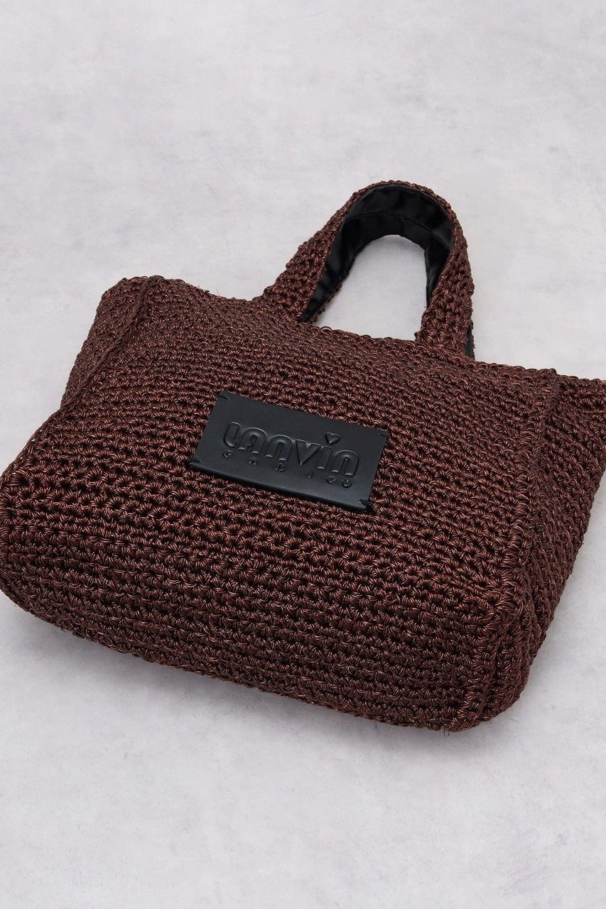 【ランバン オン ブルー/LANVIN en Bleu】のメタリック編み込みトートバッグ 人気、トレンドファッション・服の通販 founy(ファニー) 　ファッション　Fashion　レディースファッション　Fashion for Women　バッグ　Bags　2026年　2026　スマート　Smart, Elegant　フェイクレザー　Faux Leather, PU Leather　ポケット　Pocket, Pocket Detail　メタリック　Metallic, Shiny Finish　夏　Summer　手編み　Hand-Knitted, Handmade Knit　春　Spring　S/S・春夏　SS, Spring/Summer, Warm Season　財布　Wallet, Purse　other-4|ID: prp329100004859583 ipo3291000000035955373