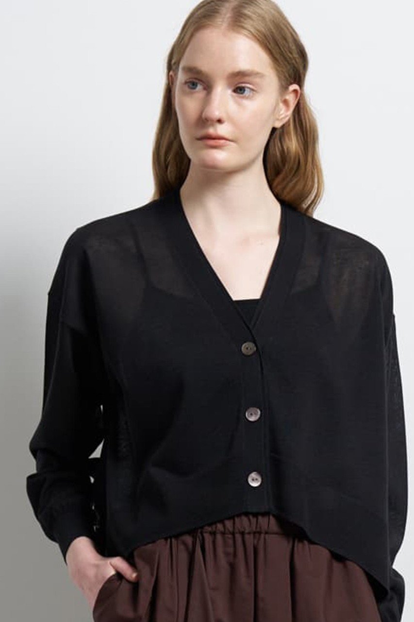 【ランバン オン ブルー/LANVIN en Bleu】のVネックショートカーディガン 人気、トレンドファッション・服の通販 founy(ファニー) 　ファッション　Fashion　レディースファッション　Fashion for Women　トップス・カットソー　Cut & Sew Tops　ニット　Knit Tops & Sweaters　カーディガン・羽織り　Layered Style Cardigans　Vネックトップス　V-Neck Tops / V-Cut Neckline Shirts　2026年　2026　アシンメトリー　Asymmetrical Style　カーディガン　Cardigan, Knitwear　ショート　Short, Short Length　バランス　Balance, Style Balance　ヘムライン　Hemline, Bottom Cut　ワイド　Wide, Wide Fit　夏　Summer　春　Spring　S/S・春夏　SS, Spring/Summer, Warm Season　other-7|ID: prp329100004859584 ipo3291000000035955388