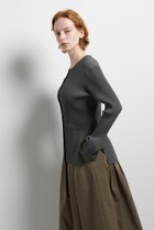 【ランバン オン ブルー/LANVIN en Bleu】のリブカフスカーディガン 人気、トレンドファッション・服の通販 founy(ファニー) ファッション Fashion レディースファッション Fashion for Women トップス・カットソー Cut & Sew Tops ニット Knit Tops & Sweaters カーディガン・羽織り Layered Style Cardigans 2026年 2026 カフス Cuff Design カーディガン Cardigan, Knitwear バランス Balance, Style Balance ファブリック Fabric, Textile フロント Front, Front Design ボトム Bottoms, Lower Wear モチーフ Motif, Design Theme ランダム Random, Irregular 夏 Summer 春 Spring S/S・春夏 SS, Spring/Summer, Warm Season thumbnail グレー|ID: prp329100004859585 ipo3291000000035955402