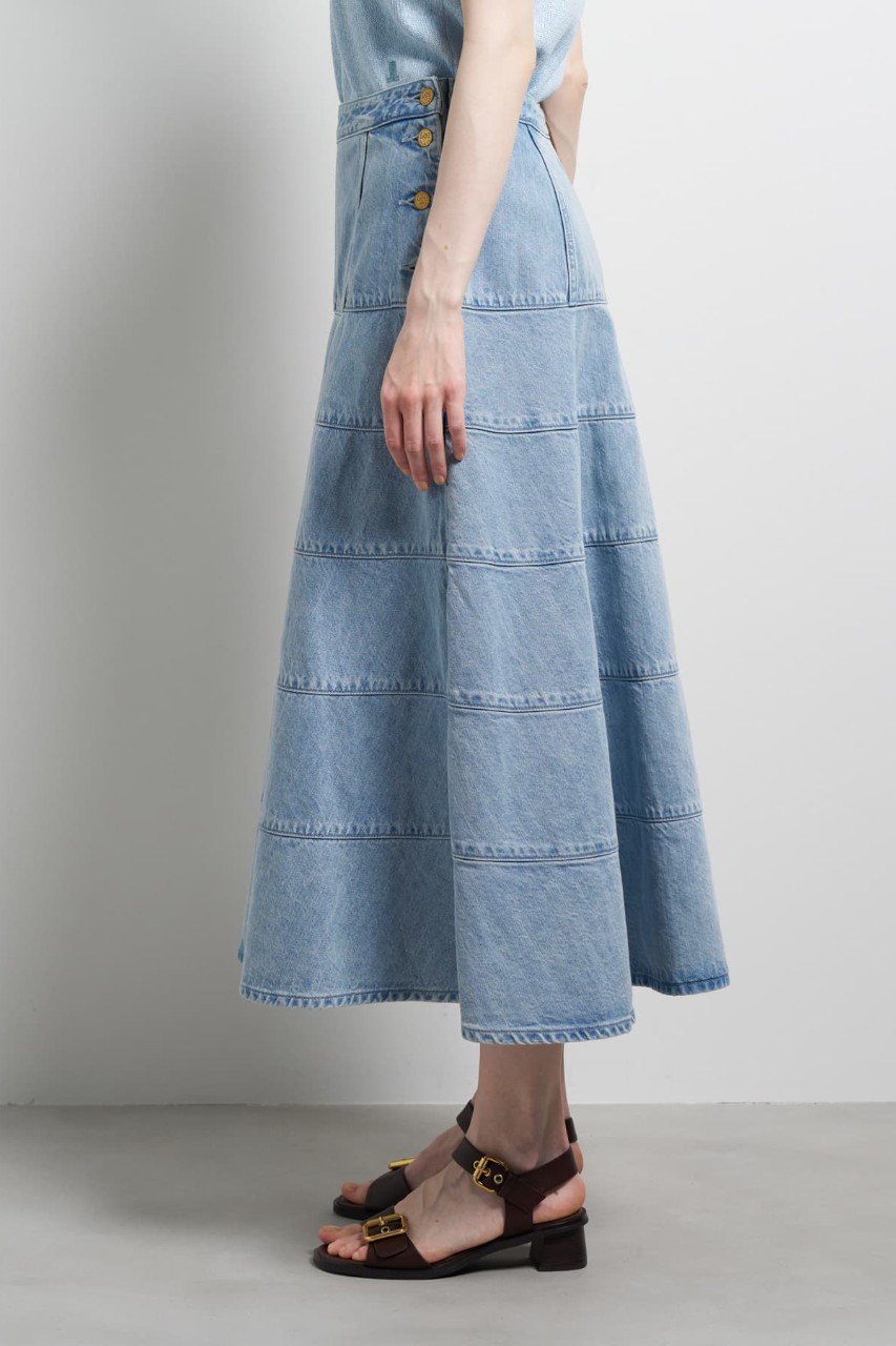 【ランバン オン ブルー/LANVIN en Bleu】のLee×LANVIN en Bleuデニムフレアスカート 人気、トレンドファッション・服の通販 founy(ファニー) 　ファッション　Fashion　レディースファッション　Fashion for Women　スカート　Skirts　Aライン・フレアスカート　A-Line & Flared Skirts　ロングスカート　Long Skirts / Maxi & Midi Skirts　ヴィンテージ　Vintage Style　春　Spring　デニム　Denim, Jeans Material　ファブリック　Fabric, Textile　フレア　Flare, Flared　ブリーチ　Bleach, Washed Finish　ロング　Long, Long-Length　S/S・春夏　SS, Spring/Summer, Warm Season　夏　Summer　エレガント 上品　Elegant　2026年　2026　other-2|ID: prp329100004859594 ipo3291000000035956200
