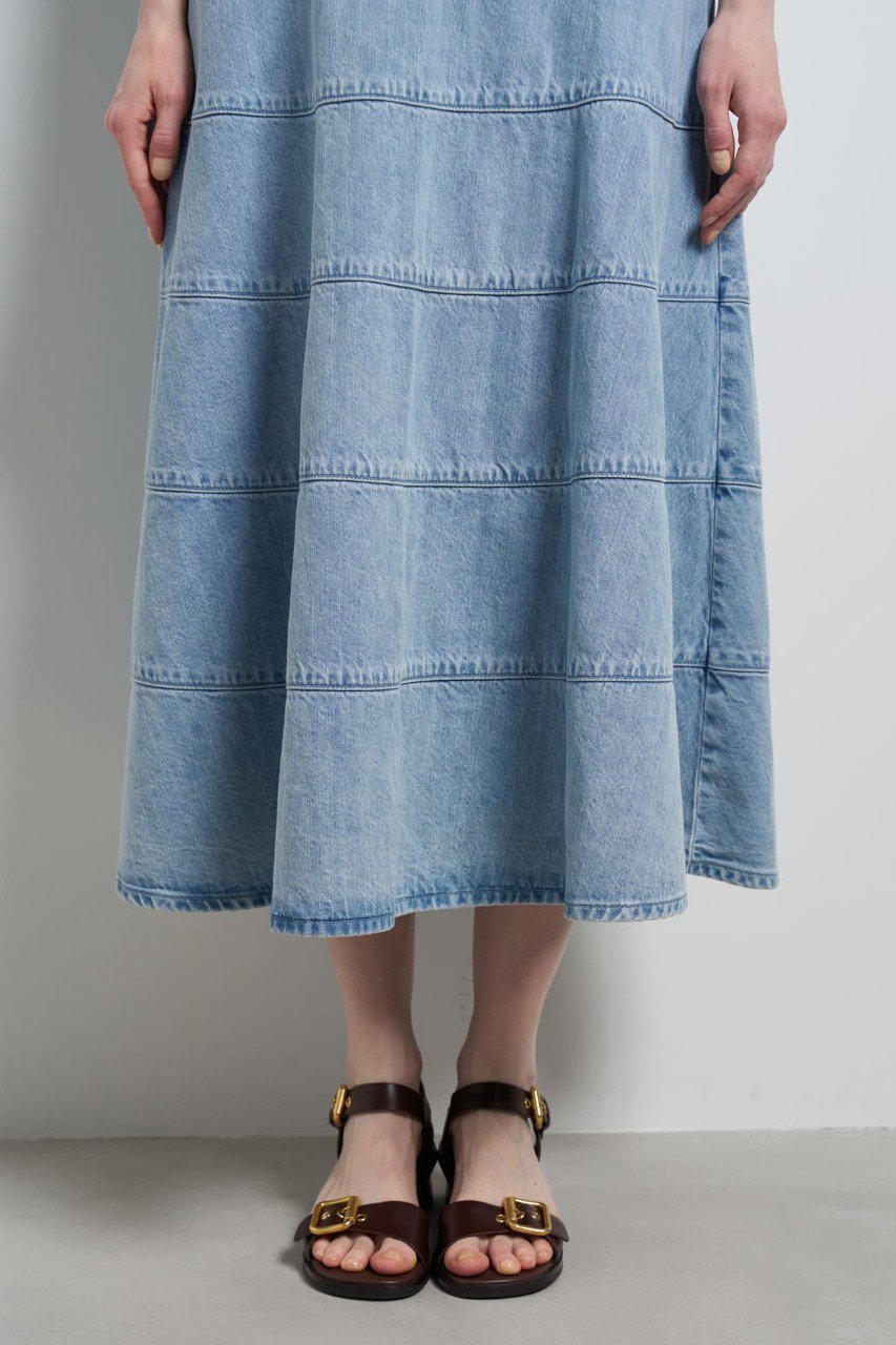 【ランバン オン ブルー/LANVIN en Bleu】のLee×LANVIN en Bleuデニムフレアスカート 人気、トレンドファッション・服の通販 founy(ファニー) 　ファッション　Fashion　レディースファッション　Fashion for Women　スカート　Skirts　Aライン・フレアスカート　A-Line & Flared Skirts　ロングスカート　Long Skirts / Maxi & Midi Skirts　ヴィンテージ　Vintage Style　春　Spring　デニム　Denim, Jeans Material　ファブリック　Fabric, Textile　フレア　Flare, Flared　ブリーチ　Bleach, Washed Finish　ロング　Long, Long-Length　S/S・春夏　SS, Spring/Summer, Warm Season　夏　Summer　エレガント 上品　Elegant　2026年　2026　other-7|ID: prp329100004859594 ipo3291000000035956205