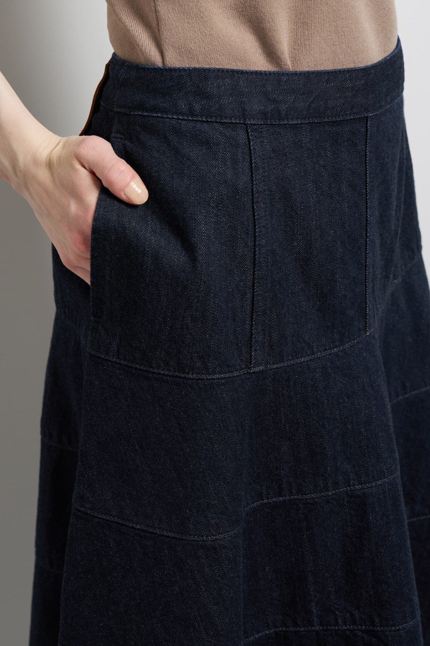 【ランバン オン ブルー/LANVIN en Bleu】のLee×LANVIN en Bleuデニムフレアスカート 人気、トレンドファッション・服の通販 founy(ファニー) 　ファッション　Fashion　レディースファッション　Fashion for Women　スカート　Skirts　Aライン・フレアスカート　A-Line & Flared Skirts　ロングスカート　Long Skirts / Maxi & Midi Skirts　デニム　Denim, Jeans Material　ファブリック　Fabric, Textile　フレア　Flare, Flared　ブリーチ　Bleach, Washed Finish　ロング　Long, Long-Length　ヴィンテージ　Vintage Style　エレガント 上品　Elegant　other-6|ID: prp329100004859594 ipo3291000000036792793