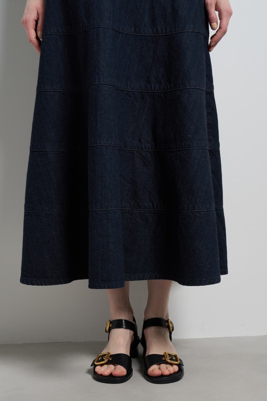 【ランバン オン ブルー/LANVIN en Bleu】のLee×LANVIN en Bleuデニムフレアスカート 人気、トレンドファッション・服の通販 founy(ファニー) 　ファッション　Fashion　レディースファッション　Fashion for Women　スカート　Skirts　Aライン・フレアスカート　A-Line & Flared Skirts　ロングスカート　Long Skirts / Maxi & Midi Skirts　デニム　Denim, Jeans Material　ファブリック　Fabric, Textile　フレア　Flare, Flared　ブリーチ　Bleach, Washed Finish　ロング　Long, Long-Length　ヴィンテージ　Vintage Style　エレガント 上品　Elegant　other-8|ID: prp329100004859594 ipo3291000000036792795