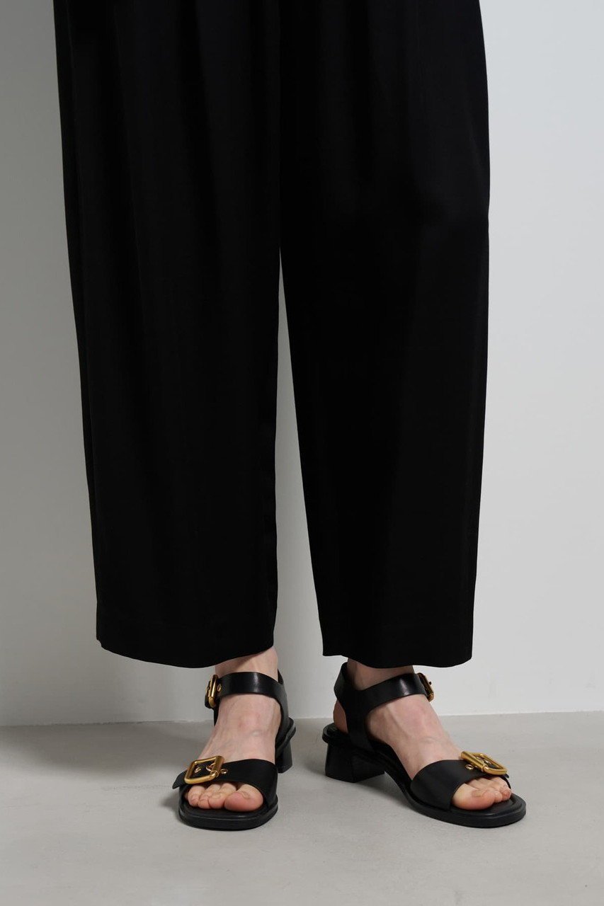 【ランバン オン ブルー/LANVIN en Bleu】のツイルタックカーブパンツ 人気、トレンドファッション・服の通販 founy(ファニー) 　ファッション　Fashion　レディースファッション　Fashion for Women　パンツ　Pants & Trousers　2026年　2026　おすすめ　Recommended / Our Picks　クロップド　Cropped, Short Length　シンプル　Simple, Minimal　ジャケット　Jacket, Outerwear　ファブリック　Fabric, Textile　フォルム　Silhouette, Form　リネン　Linen, Linen Fabric　リラックス　Relax, Relaxed Fit　ワイド　Wide, Wide Fit　エレガント 上品　Elegant　夏　Summer　春　Spring　S/S・春夏　SS, Spring/Summer, Warm Season　other-5|ID: prp329100004859598 ipo3291000000035956247