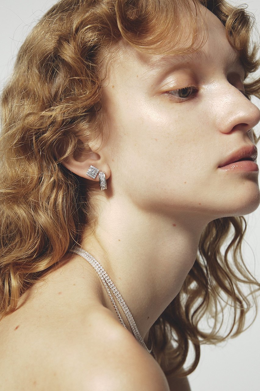 【ルボンボン/les bonbon】のprincess capsule ピアス 人気、トレンドファッション・服の通販 founy(ファニー) 　ファッション　Fashion　レディースファッション　Fashion for Women　ジュエリー　Jewelry　ファッションリング　Fashion Rings　イヤリング・フープ・ドロップタイプ　Hoop, Drop & Clip Earrings　2026年　2026　おすすめ　Recommended / Our Picks　イヤリング　Earrings　スクエア　Square, Square Shape　モダン　Modern, Contemporary　夏　Summer　春　Spring　S/S・春夏　SS, Spring/Summer, Warm Season　other-5|ID: prp329100004859958 ipo3291000000035982531