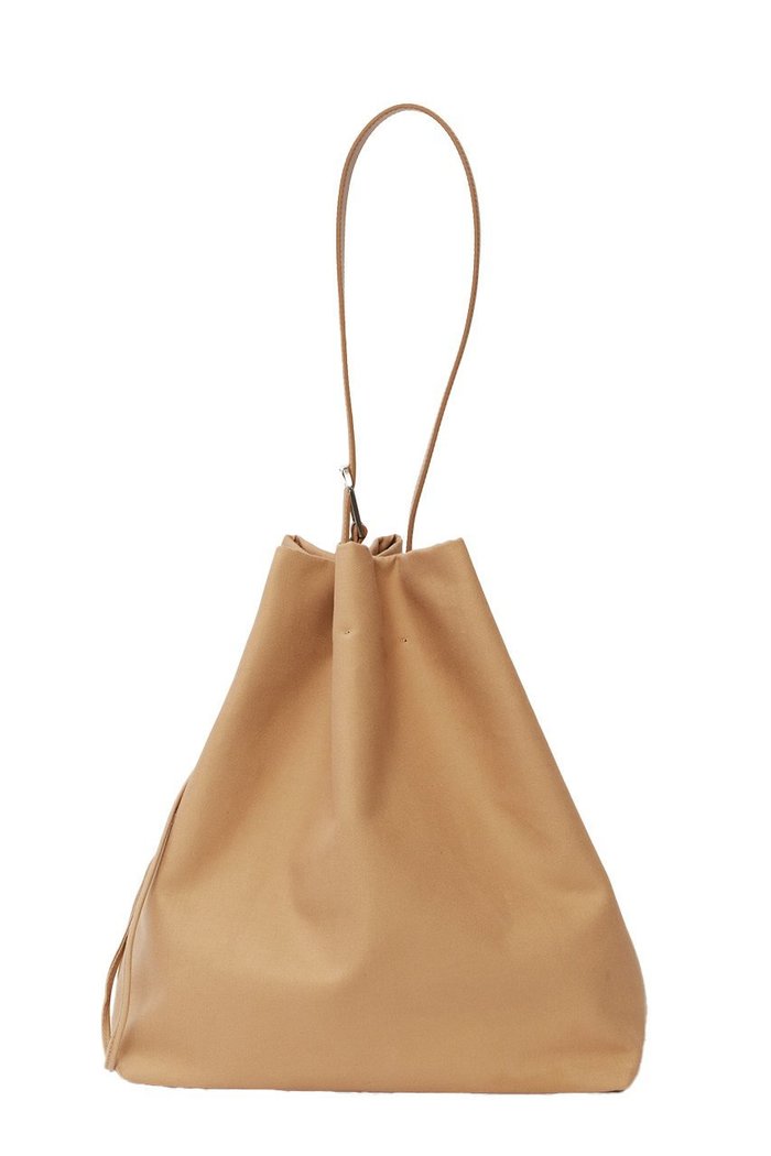 【メアリ オル ターナ/MARY AL TERNA】のWRAPPING コットンワンショルダートートバッグ インテリア・キッズ・メンズ・レディースファッション・服の通販 founy(ファニー) https://founy.com/ ファッション Fashion レディースファッション Fashion for Women バッグ Bags 2026年 2026 ポケット Pocket, Pocket Detail 夏 Summer 巾着 Drawstring Bag, Kinchaku 春 Spring S/S・春夏 SS, Spring/Summer, Warm Season |ID: prp329100004859990 ipo3291000000035982699