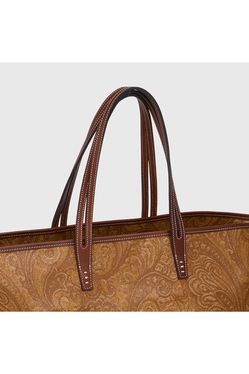 【ア ヴァケーション/A VACATION】のROAM トートバッグ 人気、トレンドファッション・服の通販 founy(ファニー) 　ファッション　Fashion　レディースファッション　Fashion for Women　バッグ　Bags　ユニセックス　Unisex, Genderless　アウトドア　Outdoor Clothing　コーティング　Coating, Coated Finish　シンプル　Simple, Minimal　ジャカード／ジャガード　Jacquard, Woven Pattern　ビッグ　Big, Oversized　ビーチ　Beach, Seaside　フィット　Fit, Slim Fit　軽量　Lightweight, Ultra Light　other-5|ID: prp329100004860003 ipo3291000000036146813