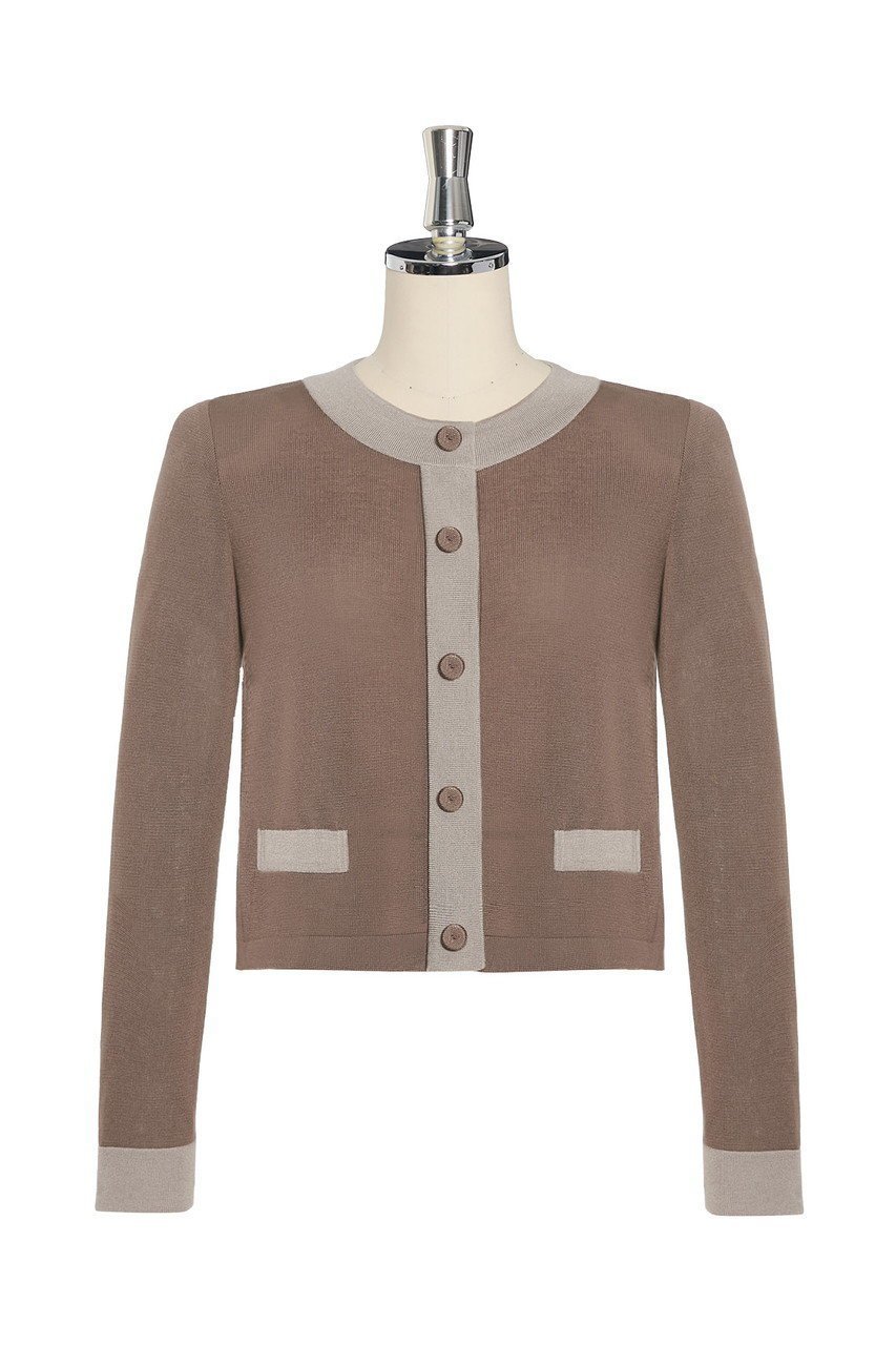 【デイジーリン/DAISY LIN】のDaisy Classic Cardigan インテリア・キッズ・メンズ・レディースファッション・服の通販 founy(ファニー) 　ファッション　Fashion　レディースファッション　Fashion for Women　トップス・カットソー　Cut & Sew Tops　ニット　Knit Tops & Sweaters　カーディガン・羽織り　Layered Style Cardigans　なめらか　Smooth, Silky Texture　ウォッシャブル　Machine Washable　カーディガン　Cardigan, Knitwear　クラシック　Classic, Timeless Style　シンプル　Simple, Minimal　エレガント 上品　Elegant　新作・新入荷　New Arrivals / New In　洗える　Machine Washable　モカ|ID: prp329100004860020 ipo3291000000035982902