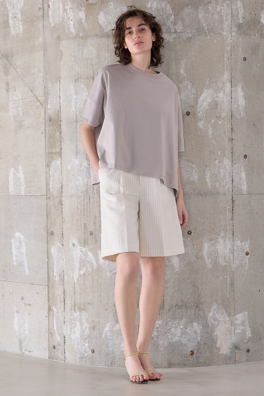 【マルティニーク/martinique】の《別注》【COGTHEBIGSMOKE】NOA T SHIRT 人気、トレンドファッション・服の通販 founy(ファニー) 　ファッション　Fashion　レディースファッション　Fashion for Women　トップス・カットソー　Cut & Sew Tops　シャツ・ブラウス・オフィスカジュアル　Elegant Blouses & Button-Ups　ロングTシャツ・Tシャツ　Longline T-Shirts & Tees　カットソー・ベーシックTシャツ　Cut-and-Sewn Tops / Stretch Tees & Basics　春　Spring　コレクション　Collection, Seasonal Line　ショート　Short, Short Length　スリーブ　Sleeve, Long Sleeve / Short Sleeve　トレンド　Trend, Trending Now　なめらか　Smooth, Silky Texture　ハーフ　Half, Half-Length　バランス　Balance, Style Balance　別注　Limited Edition, Custom Order　リアル　Real, Realistic　ロンドン　London Style, British Inspired　ワイド　Wide, Wide Fit　S/S・春夏　SS, Spring/Summer, Warm Season　日本製　Made In Japan　夏　Summer　エレガント 上品　Elegant　2026年　2026　other-6|ID: prp329100004860033 ipo3291000000035983001