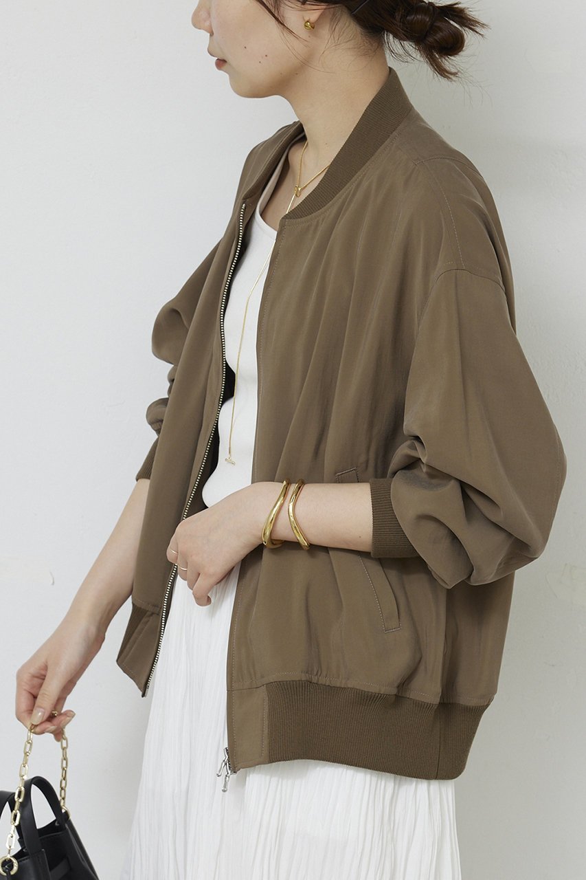 【ガリャルダガランテ/GALLARDAGALANTE】のサテンブルゾン 人気、トレンドファッション・服の通販 founy(ファニー) 　ファッション　Fashion　レディースファッション　Fashion for Women　アウター　Coat / Outerwear Collection　レディースジャケット・軽アウター　Jackets　ブルゾンジャケット・スポーティアウター　Blouson Jackets　おすすめ　Recommended / Our Picks　なめらか　Smooth, Silky Texture　エレガント 上品　Elegant　サテン　Satin, Glossy Fabric　ジャケット　Jacket, Outerwear　タイトスカート　Pencil Skirt, Tight Skirt　ブルゾン　Blouson, Bomber Jacket　マニッシュ　Mannish, Boyish　ミックス　Mix, Mixed Style　新作・新入荷　New Arrivals / New In　other-8|ID: prp329100004860834 ipo3291000000036772544