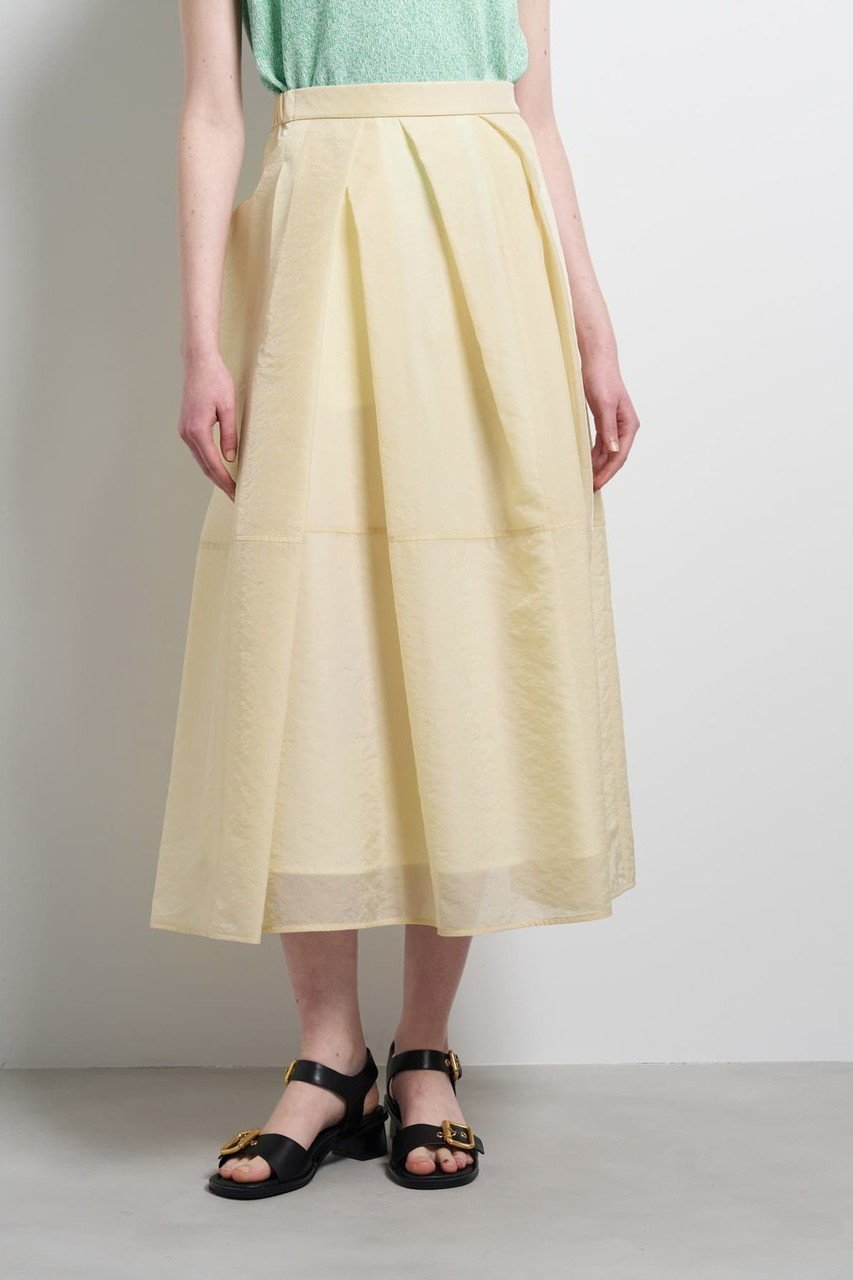 【ランバン オン ブルー/LANVIN en Bleu】のシアータックフレアスカート インテリア・キッズ・メンズ・レディースファッション・服の通販 founy(ファニー) ファッション Fashion レディースファッション Fashion for Women スカート Skirts Aライン・フレアスカート A-Line & Flared Skirts ロングスカート Long Skirts / Maxi & Midi Skirts 2026年 2026 エアリー Airy Texture オーガンジー Organza Fabric バランス Balance, Style Balance フレア Flare, Flared ロング Long, Long-Length エレガント 上品 Elegant 夏 Summer 春 Spring S/S・春夏 SS, Spring/Summer, Warm Season 軽量 Lightweight, Ultra Light イエロー|ID: prp329100004861129 ipo3291000000036008162