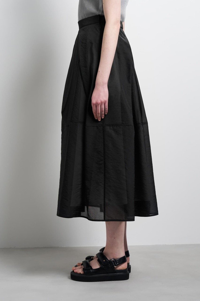 【ランバン オン ブルー/LANVIN en Bleu】のシアータックフレアスカート 人気、トレンドファッション・服の通販 founy(ファニー) ファッション Fashion レディースファッション Fashion for Women スカート Skirts Aライン・フレアスカート A-Line & Flared Skirts ロングスカート Long Skirts / Maxi & Midi Skirts 2026年 2026 エアリー Airy Texture オーガンジー Organza Fabric バランス Balance, Style Balance フレア Flare, Flared ロング Long, Long-Length エレガント 上品 Elegant 夏 Summer 春 Spring S/S・春夏 SS, Spring/Summer, Warm Season 軽量 Lightweight, Ultra Light other-2|ID: prp329100004861129 ipo3291000000036008165