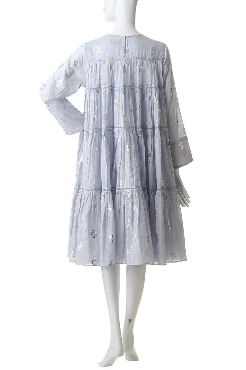 【ヌキテパ/NE QUITTEZ PAS】のCotton Voile Foil Flower Print ティアード ミドル レングスドレス 人気、トレンドファッション・服の通販 founy(ファニー) ファッション Fashion レディースファッション Fashion for Women ワンピース Dresses フォーマル・パーティードレス・結婚式用ドレス Elegant & Casual Dresses チュニック Tunic Tops & Dresses 2026年 2026 スニーカー Sneakers, Trainers チュニック Tunic, Long Top ティアード Tiered, Tiered Style ドレス Dress, One-Piece フェミニン Feminine, Girly フラワー Flower, Floral プリント Print, Printed Pattern ミドル Middle Length, Mid Height リュクス Luxury, Elegant, High-End, Chic ロング Long, Long-Length エレガント 上品 Elegant 夏 Summer 春 Spring S/S・春夏 SS, Spring/Summer, Warm Season other-4|ID: prp329100004861349 ipo3291000000036026695