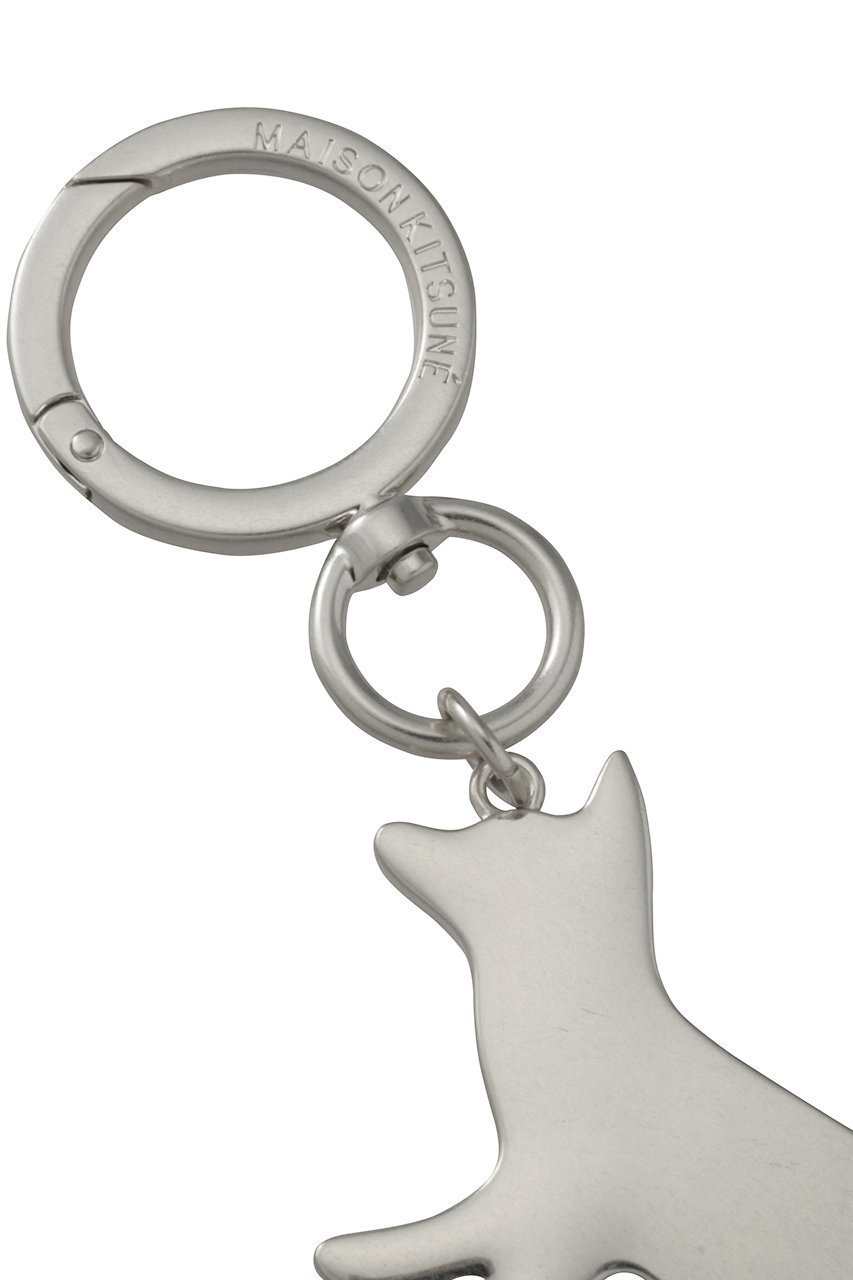 【メゾン キツネ/MAISON KITSUNE】のPROFILE FOX チャーム 人気、トレンドファッション・服の通販 founy(ファニー) 　ファッション　Fashion　レディースファッション　Fashion for Women　2026年　2026　ユニセックス　Unisex, Genderless　おすすめ　Recommended / Our Picks　キーホルダー　Keychain, Key Holder　ギフト プレゼント　Gift / Present　クール　Cool, Chic　シルバー　Silver, Metallic Silver　チャーム　Charm, Pendant　モチーフ　Motif, Design Theme　ラップ　Wrap, Wrap Design　夏　Summer　春　Spring　S/S・春夏　SS, Spring/Summer, Warm Season　other-3|ID: prp329100004861693 ipo3291000000036050394