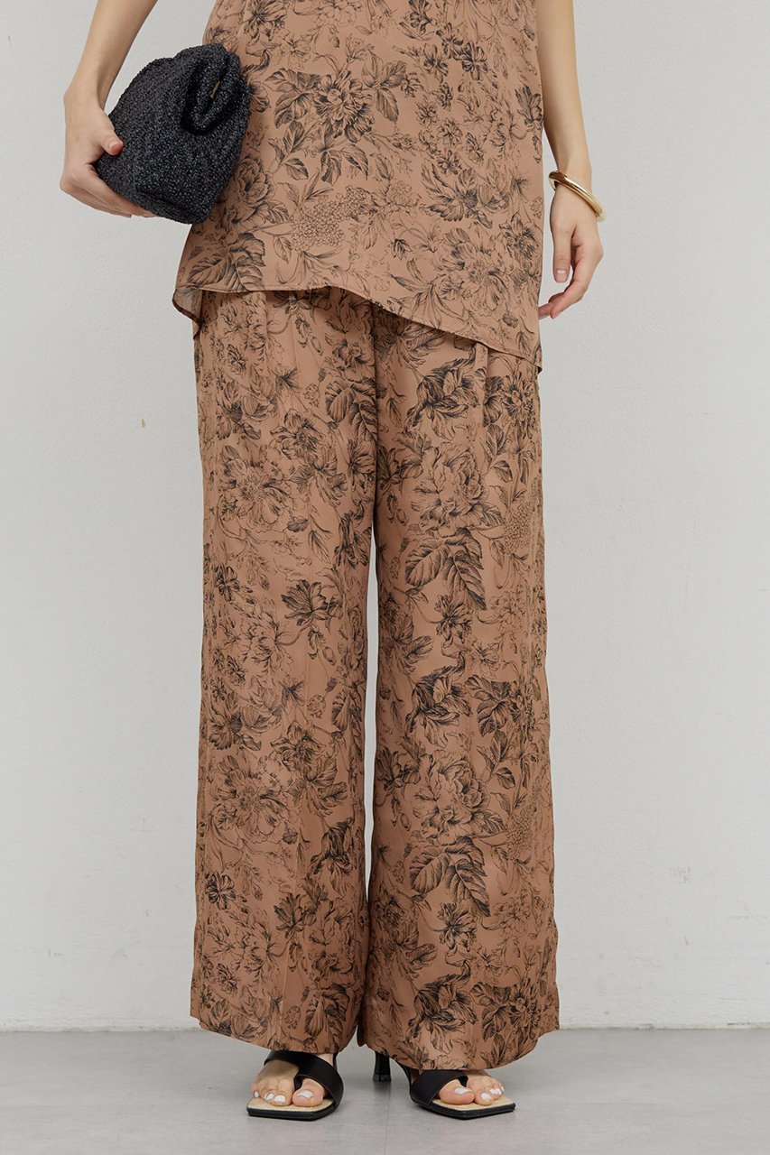 【ガリャルダガランテ/GALLARDAGALANTE】の【セットアップ対応】ボタニカルサテンスラックス インテリア・キッズ・メンズ・レディースファッション・服の通販 founy(ファニー) ファッション Fashion レディースファッション Fashion for Women セットアップ Matching Sets レディースパンツ・ボトムス Pants & Trousers / Bottoms パンツ Pants & Trousers サテン Satin, Glossy Fabric セットアップ Set-Up, Coordinated Outfit ベーシック Basic, Essential リゾート Resort, Vacation Style エレガント 上品 Elegant ブラウン|ID: prp329100004861697 ipo3291000000036743976