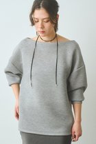 【ウィムガゼット/Whim Gazette】のオフショルダンボールプルオーバー 人気、トレンドファッション・服の通販 founy(ファニー) ファッション Fashion レディースファッション Fashion for Women トップス・カットソー Cut & Sew Tops シャツ・ブラウス・オフィスカジュアル Elegant Blouses & Button-Ups ロングTシャツ・Tシャツ Longline T-Shirts & Tees カジュアルプルオーバー・ニットトップス Pullovers & Knit Tops / Casual Pullovers カットソー・ベーシックTシャツ Cut-and-Sewn Tops / Stretch Tees & Basics 2026年 2026 スリーブ Sleeve, Long Sleeve / Short Sleeve フォルム Silhouette, Form ロング Long, Long-Length 夏 Summer 春 Spring S/S・春夏 SS, Spring/Summer, Warm Season thumbnail ライトグレー|ID: prp329100004861713 ipo3291000000036050665