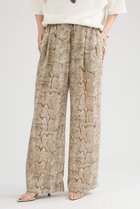 【カオス/Chaos】のエッセンシャリーパンツ 人気、トレンドファッション・服の通販 founy(ファニー) ファッション Fashion レディースファッション Fashion for Women パンツ Pants & Trousers イタリア Italy 春 Spring 洗える Machine Washable パイソン Python, Snakeskin Pattern プリント Print, Printed Pattern モダン Modern, Contemporary リアル Real, Realistic リラックス Relax, Relaxed Fit 夏 Summer thumbnail ベージュ|ID: prp329100004861967 ipo3291000000036772442