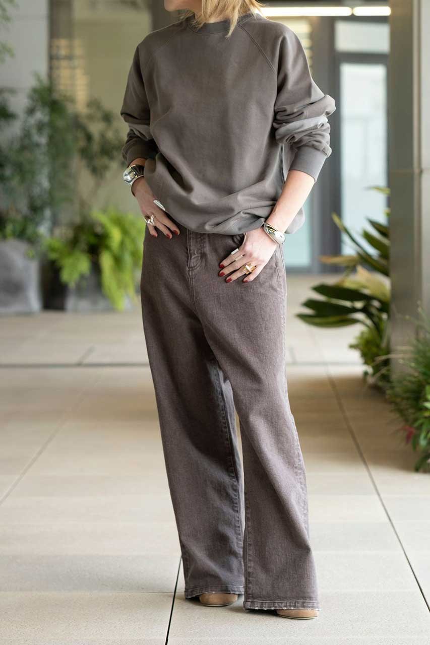 【ブリル/BRILL】のフットボールスウェット インテリア・キッズ・メンズ・レディースファッション・服の通販 founy(ファニー) 　ファッション　Fashion　レディースファッション　Fashion for Women　トップス・カットソー　Cut & Sew Tops　シャツ・ブラウス・オフィスカジュアル　Elegant Blouses & Button-Ups　レディースパーカー・カジュアルフーディー　Casual Hoodies & Sweatshirts　ロングTシャツ・Tシャツ　Longline T-Shirts & Tees　スウェット・クルーネックトップス　Sweatshirts & Crewnecks / Relaxed Fit Sweat Tops　カットソー・ベーシックTシャツ　Cut-and-Sewn Tops / Stretch Tees & Basics　2026年　2026　スウェット / スエット　Sweatshirt, Sweatwear　スポーティ　Sporty, Casual Athletic　フィット　Fit, Slim Fit　ベーシック　Basic, Essential　ミドル　Middle Length, Mid Height　ヴィンテージ　Vintage Style　夏　Summer　春　Spring　S/S・春夏　SS, Spring/Summer, Warm Season　グレー|ID: prp329100004862888 ipo3291000000036145076