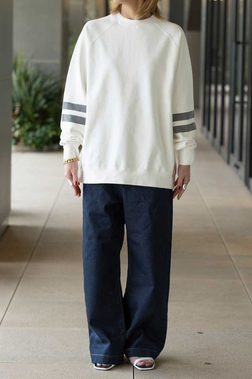 【ブリル/BRILL】のフットボールスウェット 人気、トレンドファッション・服の通販 founy(ファニー) 　ファッション　Fashion　レディースファッション　Fashion for Women　トップス・カットソー　Cut & Sew Tops　シャツ・ブラウス・オフィスカジュアル　Elegant Blouses & Button-Ups　レディースパーカー・カジュアルフーディー　Casual Hoodies & Sweatshirts　ロングTシャツ・Tシャツ　Longline T-Shirts & Tees　スウェット・クルーネックトップス　Sweatshirts & Crewnecks / Relaxed Fit Sweat Tops　カットソー・ベーシックTシャツ　Cut-and-Sewn Tops / Stretch Tees & Basics　2026年　2026　スウェット / スエット　Sweatshirt, Sweatwear　スポーティ　Sporty, Casual Athletic　フィット　Fit, Slim Fit　ベーシック　Basic, Essential　ミドル　Middle Length, Mid Height　ヴィンテージ　Vintage Style　夏　Summer　春　Spring　S/S・春夏　SS, Spring/Summer, Warm Season　other-3|ID: prp329100004862888 ipo3291000000036145080