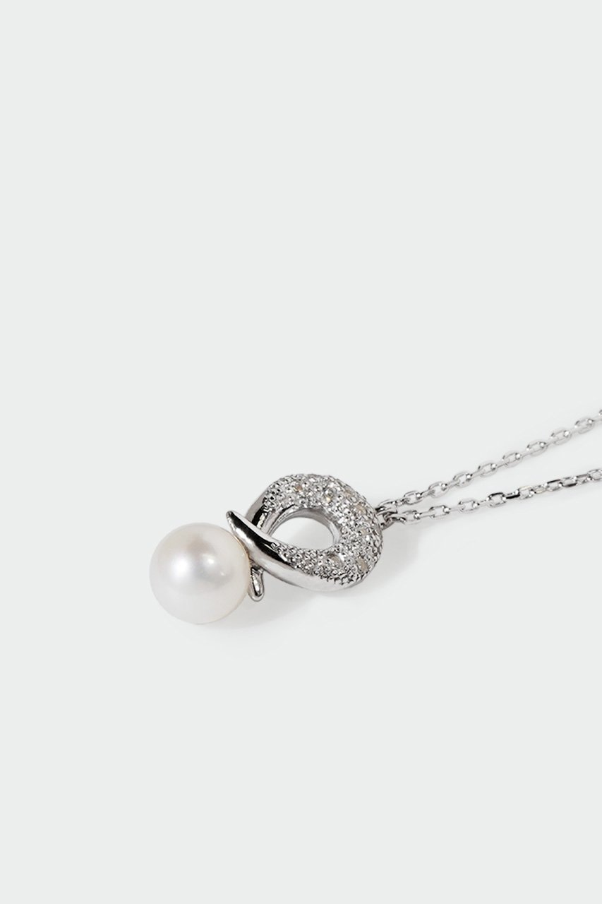 【アヤミ ジュエリー/AYAMI jewelry】のHeld Pearl ペンダント 人気、トレンドファッション・服の通販 founy(ファニー) 　ファッション　Fashion　レディースファッション　Fashion for Women　ジュエリー　Jewelry　ネックレス　Necklaces & Pendants　2026年　2026　ネックレス　Necklace, Pendant Necklace　バランス　Balance, Style Balance　パール　Pearl, Pearl Accent　メタリック　Metallic, Shiny Finish　エレガント 上品　Elegant　夏　Summer　春　Spring　S/S・春夏　SS, Spring/Summer, Warm Season　other-3|ID: prp329100004862932 ipo3291000000036146918
