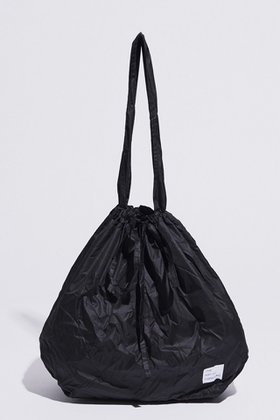 【ジ アートオブキャリング/THE ART OF CARRYING】 PACKABLE M ショルダーバッグ人気、トレンドファッション・服の通販 founy(ファニー) ファッション Fashion レディースファッション Fashion for Women バッグ Bags 2026年 2026 ユニセックス Unisex, Genderless コンパクト Compact, Small Size スマート Smart, Elegant タフタ Taffeta, Structured Fabric 夏 Summer 春 Spring S/S・春夏 SS, Spring/Summer, Warm Season 軽量 Lightweight, Ultra Light |ID:prp329100004862942