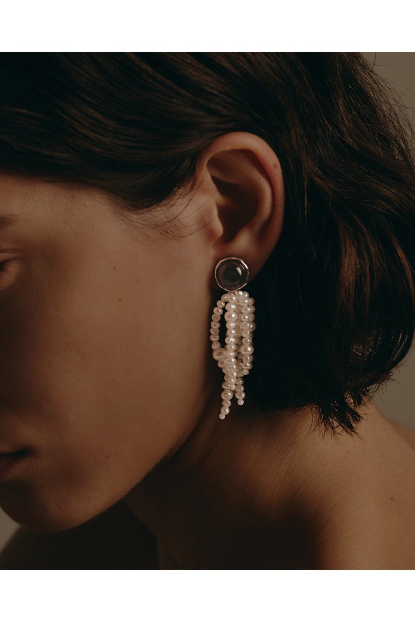 【イリスフォーセブン/IRIS 47】のtarantella pearl イヤリング 人気、トレンドファッション・服の通販 founy(ファニー) ファッション Fashion レディースファッション Fashion for Women ジュエリー Jewelry ファッションリング Fashion Rings イヤリング・フープ・ドロップタイプ Hoop, Drop & Clip Earrings 2026年 2026 イヤリング Earrings キャップ Cap, Baseball Cap コーティング Coating, Coated Finish シリコン Silicone, Silicone Material パール Pearl, Pearl Accent モノトーン Monotone, Black and White 夏 Summer 春 Spring S/S・春夏 SS, Spring/Summer, Warm Season other-2|ID: prp329100004864003 ipo3291000000036189906