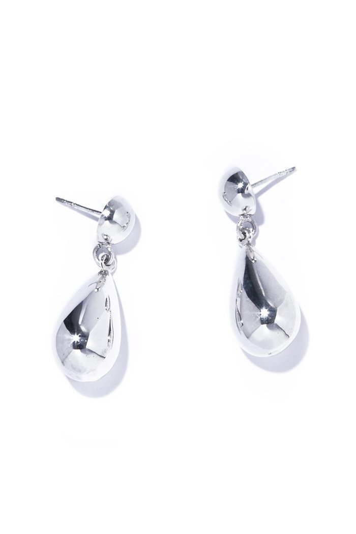 【イリスフォーセブン/IRIS 47】のoliva ピアス インテリア・キッズ・メンズ・レディースファッション・服の通販 founy(ファニー) https://founy.com/ ファッション Fashion レディースファッション Fashion for Women ジュエリー Jewelry ファッションリング Fashion Rings イヤリング・フープ・ドロップタイプ Hoop, Drop & Clip Earrings 2026年 2026 イヤリング Earrings シルバー Silver, Metallic Silver バランス Balance, Style Balance フォルム Silhouette, Form モチーフ Motif, Design Theme 夏 Summer 春 Spring S/S・春夏 SS, Spring/Summer, Warm Season |ID: prp329100004864021 ipo3291000000036189990