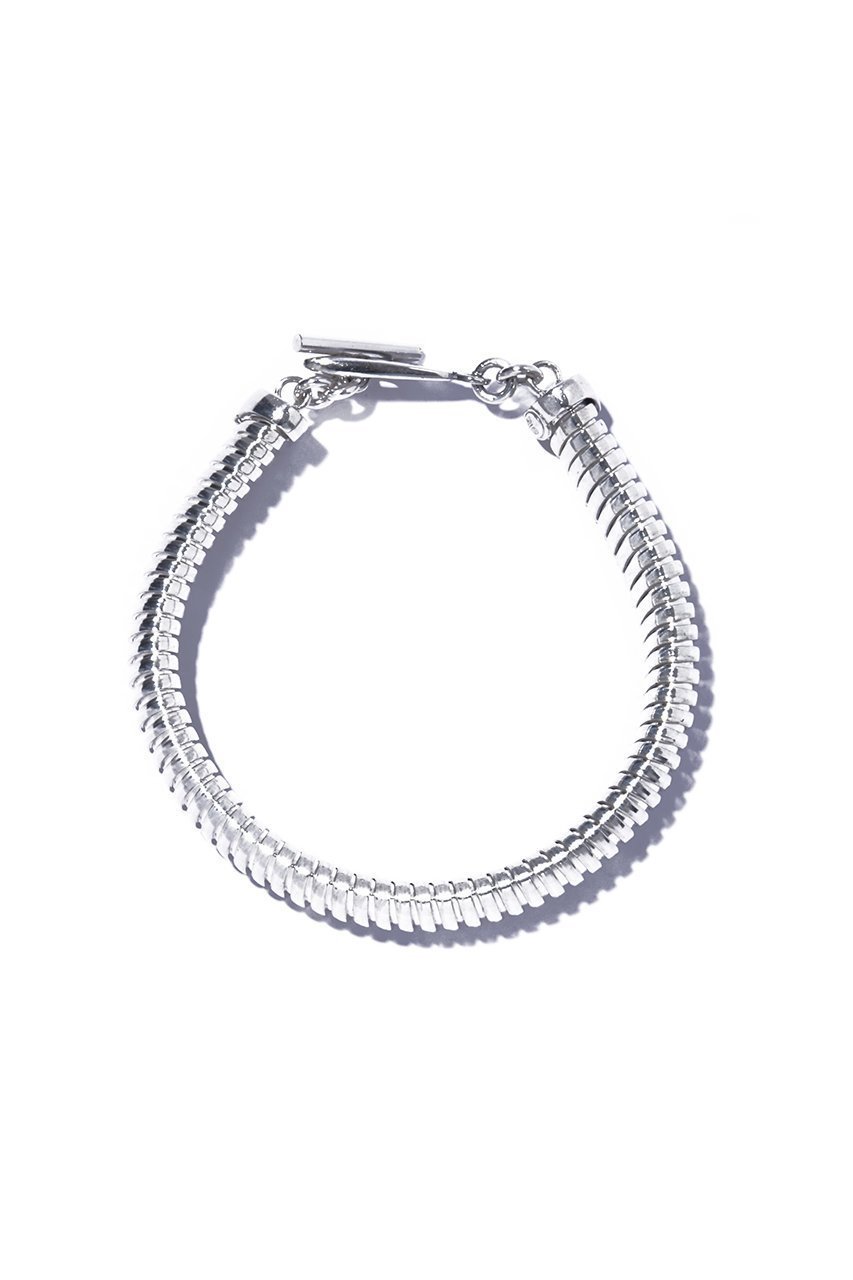 【イリスフォーセブン/IRIS 47】のbone ブレスレット 人気、トレンドファッション・服の通販 founy(ファニー) 　ファッション　Fashion　レディースファッション　Fashion for Women　ジュエリー　Jewelry　チェーン＆カフブレスレット　Cuff & Chain Bracelets　バングル・カフブレスレット　Bangles & Cuff Bracelets　2026年　2026　シルバー　Silver, Metallic Silver　ブレスレット　Bracelet, Wristband　夏　Summer　春　Spring　S/S・春夏　SS, Spring/Summer, Warm Season　other-3|ID: prp329100004864025 ipo3291000000036190016