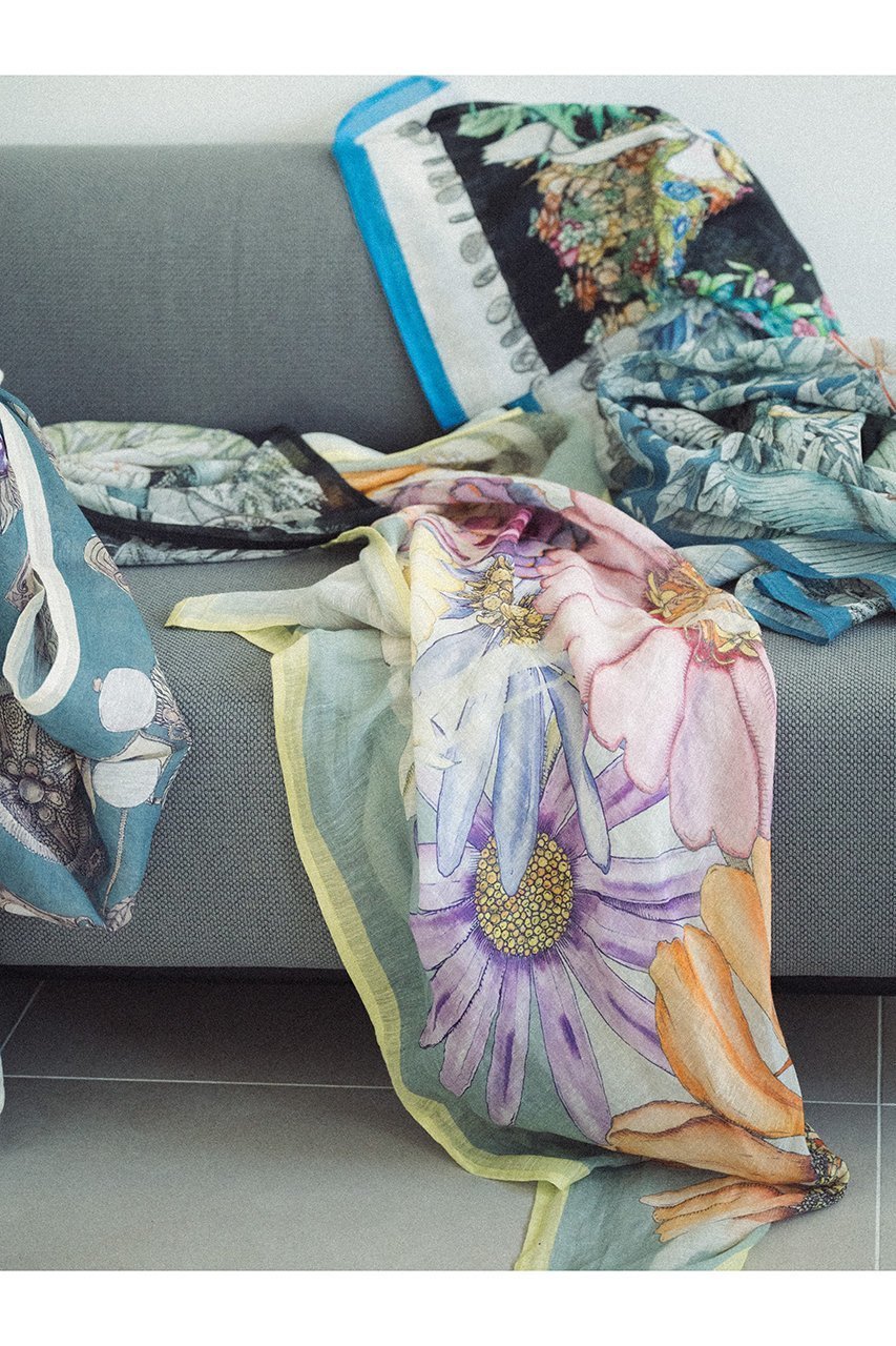 【その他のブランド/Other】のBotany Giltストール 120cmx120cm 人気、トレンドファッション・服の通販 founy(ファニー) 　ファッション　Fashion　レディースファッション　Fashion for Women　ストール　Soft & Warm Scarves　マフラー・スヌード / 冬小物の定番　Scarves & Mufflers　コイン　Coin, Coin Design　スカーフ　Scarf, Neckwear　ストール　Stole, Wrap　フリンジ　Fringe, Tassel　マフラー　Scarf, Muffler　新作・新入荷　New Arrivals / New In　other-4|ID: prp329100004864124 ipo3291000000036190830