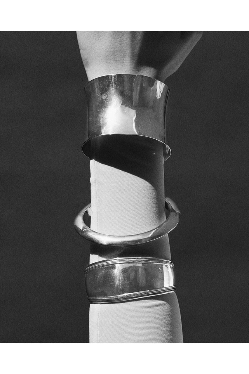 【クイップ クエイント/quip queint】のorganic vein バングル 人気、トレンドファッション・服の通販 founy(ファニー) 　ファッション　Fashion　レディースファッション　Fashion for Women　ジュエリー　Jewelry　チェーン＆カフブレスレット　Cuff & Chain Bracelets　バングル・カフブレスレット　Bangles & Cuff Bracelets　2026年　2026　なめらか　Smooth, Silky Texture　シルバー　Silver, Metallic Silver　ドレス　Dress, One-Piece　バングル　Bangle, Bracelet　フォルム　Silhouette, Form　モダン　Modern, Contemporary　夏　Summer　春　Spring　S/S・春夏　SS, Spring/Summer, Warm Season　other-2|ID: prp329100004864987 ipo3291000000036210689