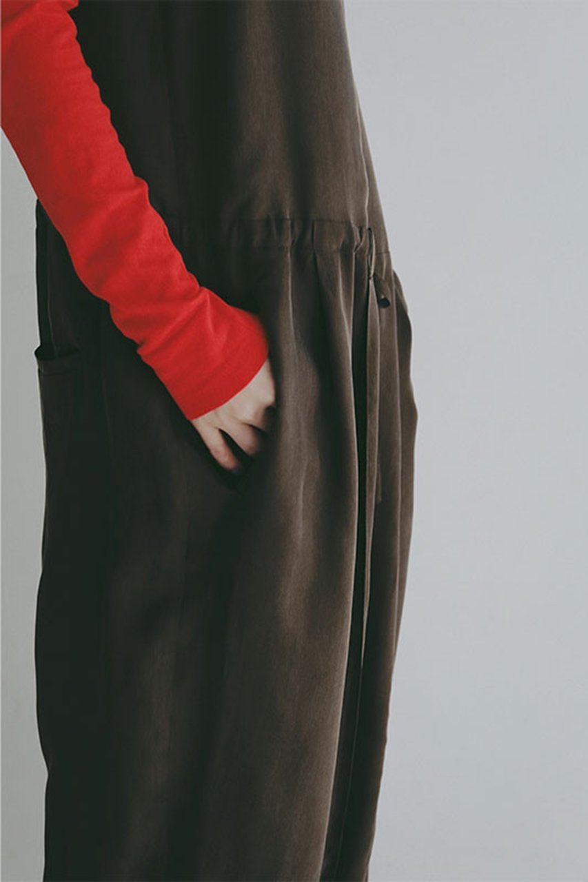 【エトレトウキョウ/ETRE TOKYO】のクルーネックキュプラタンクオールインワン 人気、トレンドファッション・服の通販 founy(ファニー) 　ファッション　Fashion　レディースファッション　Fashion for Women　パンツ　Pants & Trousers　キュプラ　Cupro, Eco Fabric　センター　Center, Center Line　タンク　Tank Top, Sleeveless Top　なめらか　Smooth, Silky Texture　バランス　Balance, Style Balance　フォルム　Silhouette, Form　ブラウジング　Blouson Silhouette, Cinched Waist　ボトム　Bottoms, Lower Wear　新作・新入荷　New Arrivals / New In　other-7|ID: prp329100004865052 ipo3291000000036211135