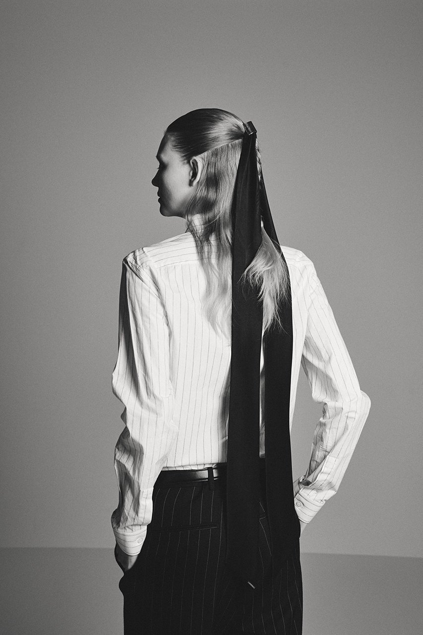 【エントワフェイン/ENTWURFEIN】のEve シルクリボンポニーフック 人気、トレンドファッション・服の通販 founy(ファニー) 　ファッション　Fashion　レディースファッション　Fashion for Women　シュシュ&ヘアアクセ/ヘアアレンジ　Scrunchies & Hair Accessories　おすすめ　Recommended / Our Picks　アクセサリー　Fashion Accessories　エレガント 上品　Elegant　ギフト プレゼント　Gift / Present　シルク　Silk, 100% Silk　バレッタ　Barrette, Hair Clip　ボックス　Boxy, Box Shape　メタル　Metal, Metal Parts　リボン　Ribbon, Bow　リュクス　Luxury, Elegant, High-End, Chic　新作・新入荷　New Arrivals / New In　other-2|ID: prp329100004865091 ipo3291000000036211388