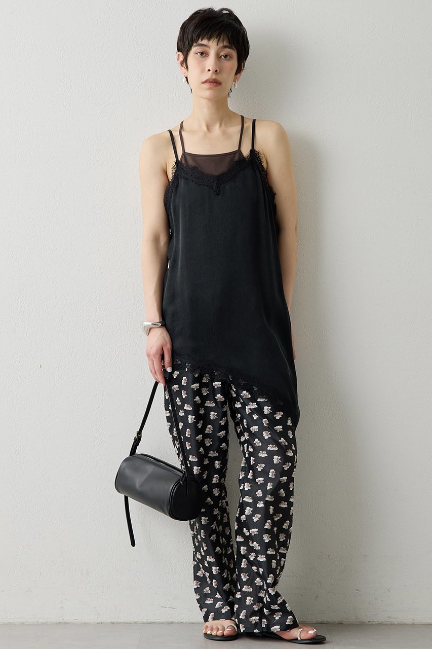 【ウィムガゼット/Whim Gazette】の【THE PAUSE】レーストリムキャミブラウス 人気、トレンドファッション・服の通販 founy(ファニー) 　ファッション　Fashion　レディースファッション　Fashion for Women　トップス・カットソー　Cut & Sew Tops　キャミソール&ノースリーブ　Camisoles & Sleeveless Tops　シャツ・ブラウス・オフィスカジュアル　Elegant Blouses & Button-Ups　2026年　2026　おすすめ　Recommended / Our Picks　エレガント 上品　Elegant　カットソー　Cut and Sewn Top　キャミソール　Camisole, Spaghetti Strap Top　キュプラ　Cupro, Eco Fabric　サテン　Satin, Glossy Fabric　タンク　Tank Top, Sleeveless Top　ノースリーブ　Sleeveless, No-Sleeve　ボトム　Bottoms, Lower Wear　レース　Lace, Lace Fabric　夏　Summer　春　Spring　S/S・春夏　SS, Spring/Summer, Warm Season　other-2|ID: prp329100004865305 ipo3291000000036212947