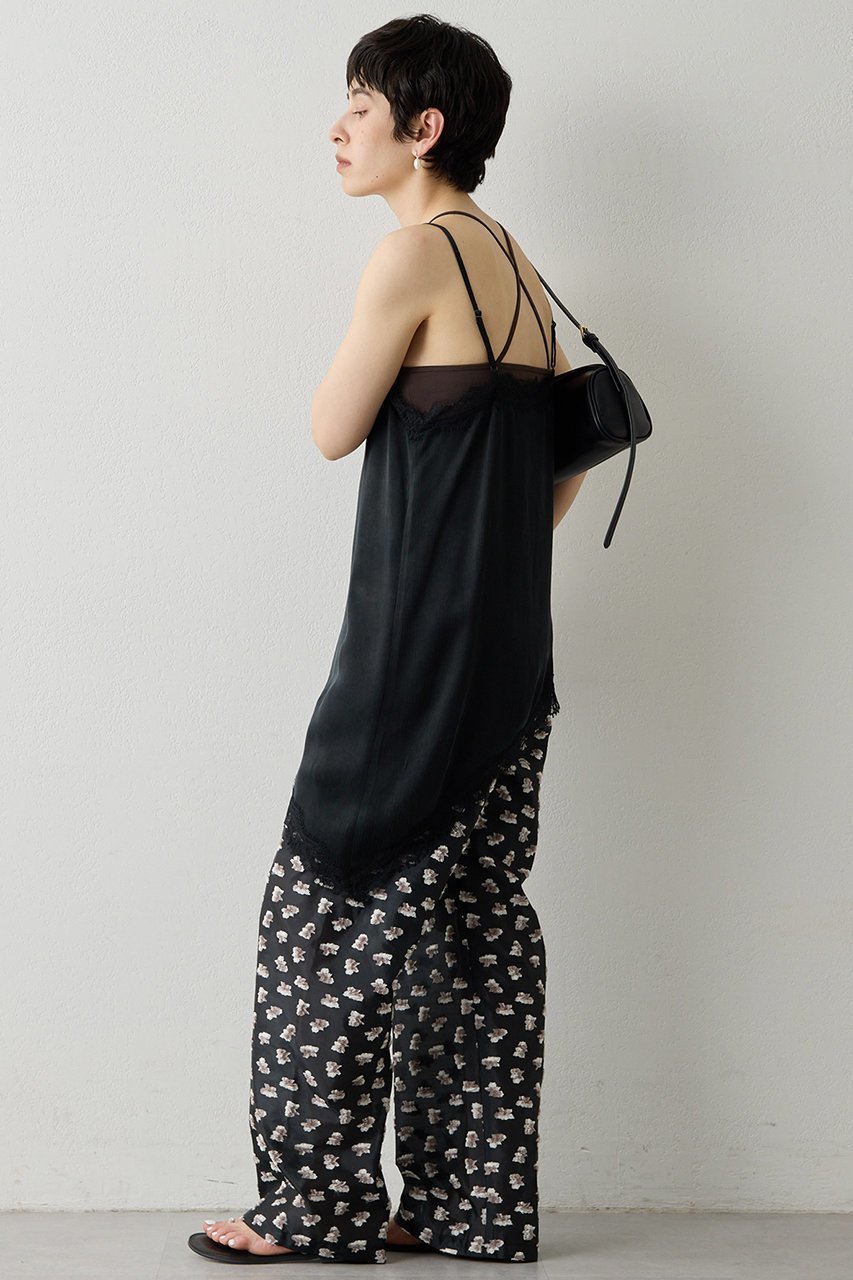 【ウィムガゼット/Whim Gazette】の【THE PAUSE】レーストリムキャミブラウス 人気、トレンドファッション・服の通販 founy(ファニー) 　ファッション　Fashion　レディースファッション　Fashion for Women　トップス・カットソー　Cut & Sew Tops　キャミソール&ノースリーブ　Camisoles & Sleeveless Tops　シャツ・ブラウス・オフィスカジュアル　Elegant Blouses & Button-Ups　2026年　2026　おすすめ　Recommended / Our Picks　エレガント 上品　Elegant　カットソー　Cut and Sewn Top　キャミソール　Camisole, Spaghetti Strap Top　キュプラ　Cupro, Eco Fabric　サテン　Satin, Glossy Fabric　タンク　Tank Top, Sleeveless Top　ノースリーブ　Sleeveless, No-Sleeve　ボトム　Bottoms, Lower Wear　レース　Lace, Lace Fabric　夏　Summer　春　Spring　S/S・春夏　SS, Spring/Summer, Warm Season　other-3|ID: prp329100004865305 ipo3291000000036212949