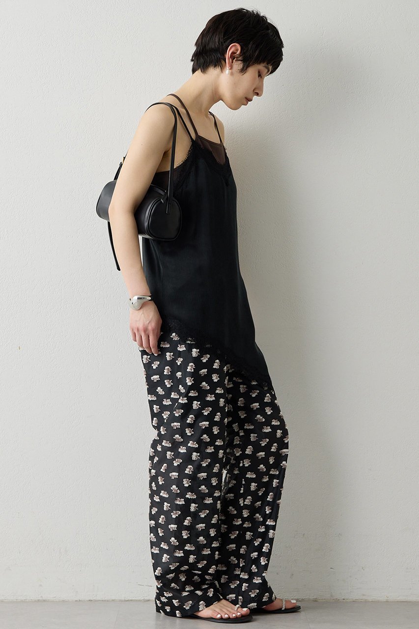 【ウィムガゼット/Whim Gazette】の【THE PAUSE】レーストリムキャミブラウス 人気、トレンドファッション・服の通販 founy(ファニー) 　ファッション　Fashion　レディースファッション　Fashion for Women　トップス・カットソー　Cut & Sew Tops　キャミソール&ノースリーブ　Camisoles & Sleeveless Tops　シャツ・ブラウス・オフィスカジュアル　Elegant Blouses & Button-Ups　2026年　2026　おすすめ　Recommended / Our Picks　エレガント 上品　Elegant　カットソー　Cut and Sewn Top　キャミソール　Camisole, Spaghetti Strap Top　キュプラ　Cupro, Eco Fabric　サテン　Satin, Glossy Fabric　タンク　Tank Top, Sleeveless Top　ノースリーブ　Sleeveless, No-Sleeve　ボトム　Bottoms, Lower Wear　レース　Lace, Lace Fabric　夏　Summer　春　Spring　S/S・春夏　SS, Spring/Summer, Warm Season　other-5|ID: prp329100004865305 ipo3291000000036212952