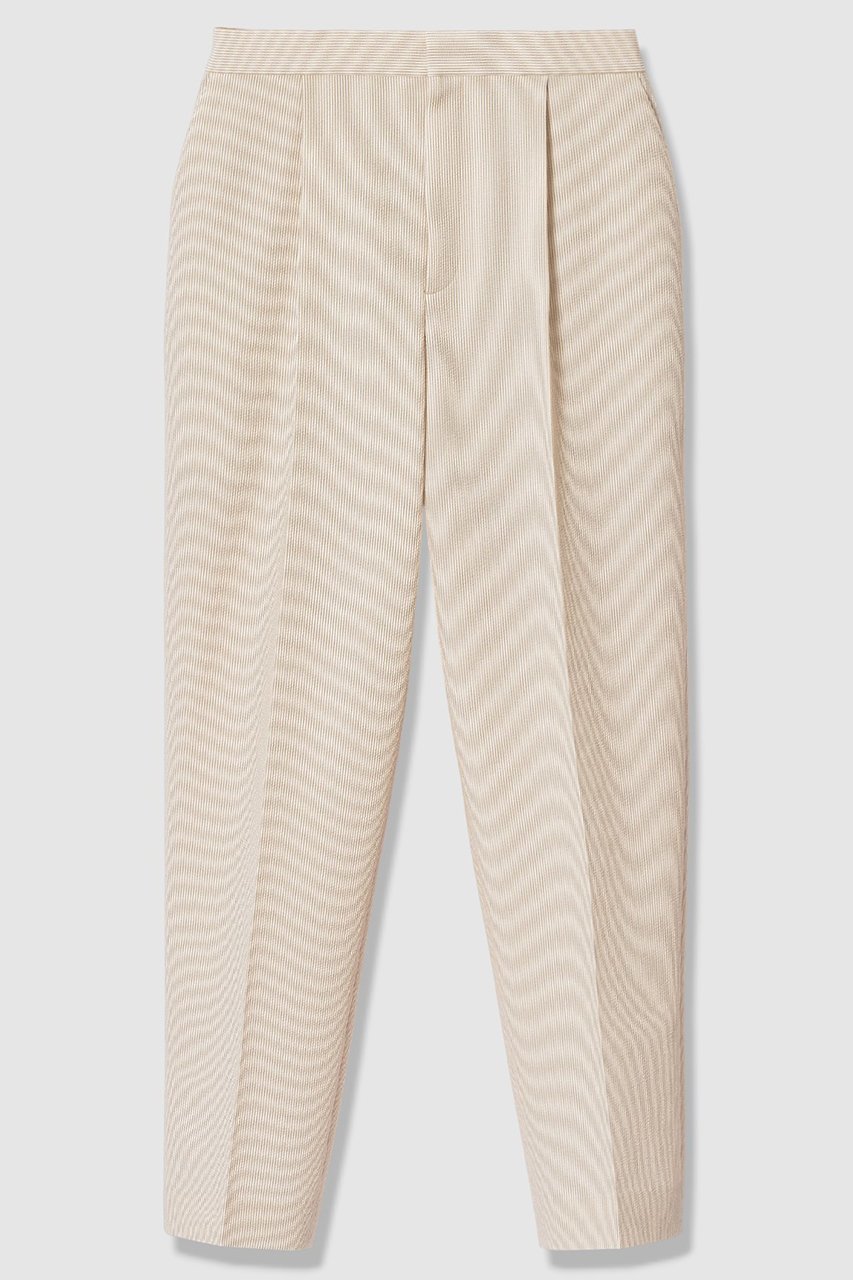 【アナイ/ANAYI】のサッカーストレッチテーパードパンツ インテリア・キッズ・メンズ・レディースファッション・服の通販 founy(ファニー) 　ファッション　Fashion　レディースファッション　Fashion for Women　パンツ　Pants & Trousers　サッカー　Seersucker, Summer Fabric　ストライプ　Stripe, Striped Pattern　ストレッチ　Stretch, Stretchy Fabric　センター　Center, Center Line　新作・新入荷　New Arrivals / New In　無地　Plain, Solid Color　ベージュ|ID: prp329100004865343 ipo3291000000036520220