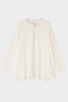 【ル フィル/LE PHIL】のヴィスポンチトップス 人気、トレンドファッション・服の通販 founy(ファニー) ファッション Fashion レディースファッション Fashion for Women トップス・カットソー Cut & Sew Tops シャツ・ブラウス・オフィスカジュアル Elegant Blouses & Button-Ups ロングTシャツ・Tシャツ Longline T-Shirts & Tees カットソー・ベーシックTシャツ Cut-and-Sewn Tops / Stretch Tees & Basics 2026年 2026 エレガント 上品 Elegant サテン Satin, Glossy Fabric スリーブ Sleeve, Long Sleeve / Short Sleeve パターン Pattern, Design Print ビッグ Big, Oversized ボトム Bottoms, Lower Wear ロング Long, Long-Length 夏 Summer 春 Spring S/S・春夏 SS, Spring/Summer, Warm Season thumbnail ホワイト|ID: prp329100004866268 ipo3291000000036232590