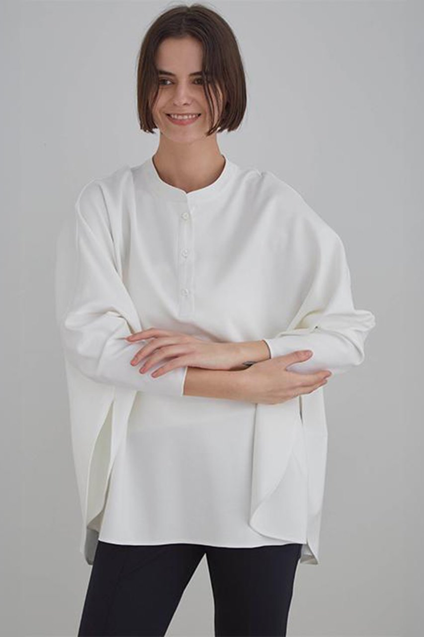 【ル フィル/LE PHIL】のヴィスポンチトップス 人気、トレンドファッション・服の通販 founy(ファニー) 　ファッション　Fashion　レディースファッション　Fashion for Women　トップス・カットソー　Cut & Sew Tops　シャツ・ブラウス・オフィスカジュアル　Elegant Blouses & Button-Ups　ロングTシャツ・Tシャツ　Longline T-Shirts & Tees　カットソー・ベーシックTシャツ　Cut-and-Sewn Tops / Stretch Tees & Basics　2026年　2026　エレガント 上品　Elegant　サテン　Satin, Glossy Fabric　スリーブ　Sleeve, Long Sleeve / Short Sleeve　パターン　Pattern, Design Print　ビッグ　Big, Oversized　ボトム　Bottoms, Lower Wear　ロング　Long, Long-Length　夏　Summer　春　Spring　S/S・春夏　SS, Spring/Summer, Warm Season　other-4|ID: prp329100004866268 ipo3291000000036232594