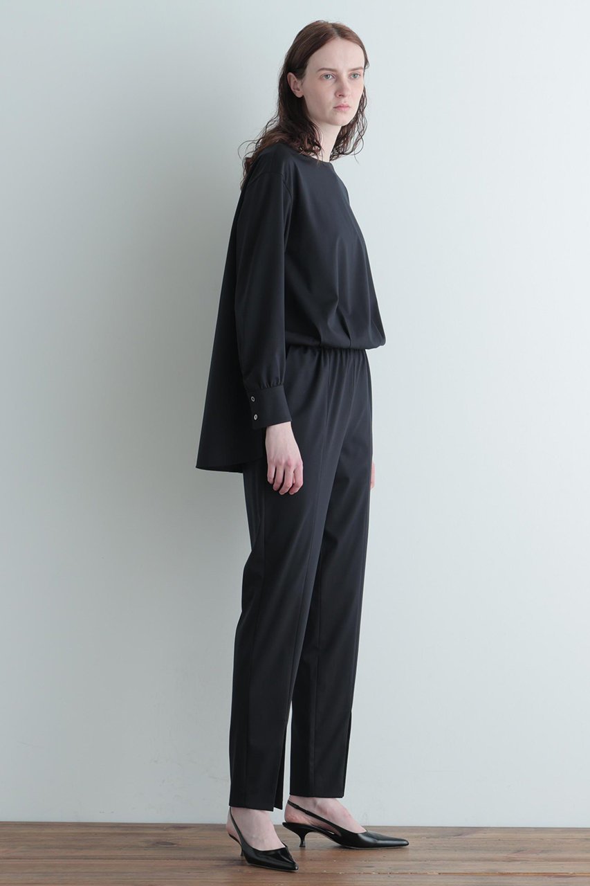 【ル フィル/LE PHIL】のコンパクトポンチコンビネゾン 人気、トレンドファッション・服の通販 founy(ファニー) 　ファッション　Fashion　レディースファッション　Fashion for Women　パンツ　Pants & Trousers　オケージョン　Occasion Wear　カフス　Cuff Design　コンパクト　Compact, Small Size　スタンダード　Standard, Basic　スリット　Slit, Slit Detail　フロント　Front, Front Design　リラックス　Relax, Relaxed Fit　定番　Standard, Basic Item　長袖　Long Sleeve, Full Sleeve　other-3|ID: prp329100004866285 ipo3291000000036232837